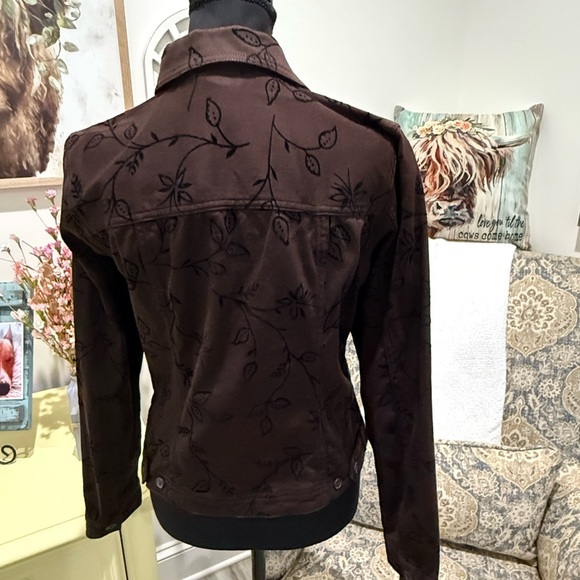 Brown Embellished Button Down Shirt with Notched Collar - Picture 4 of 6